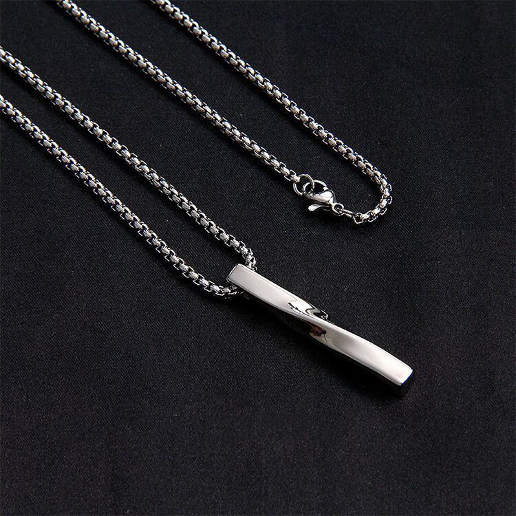 Twisted Bar Necklace