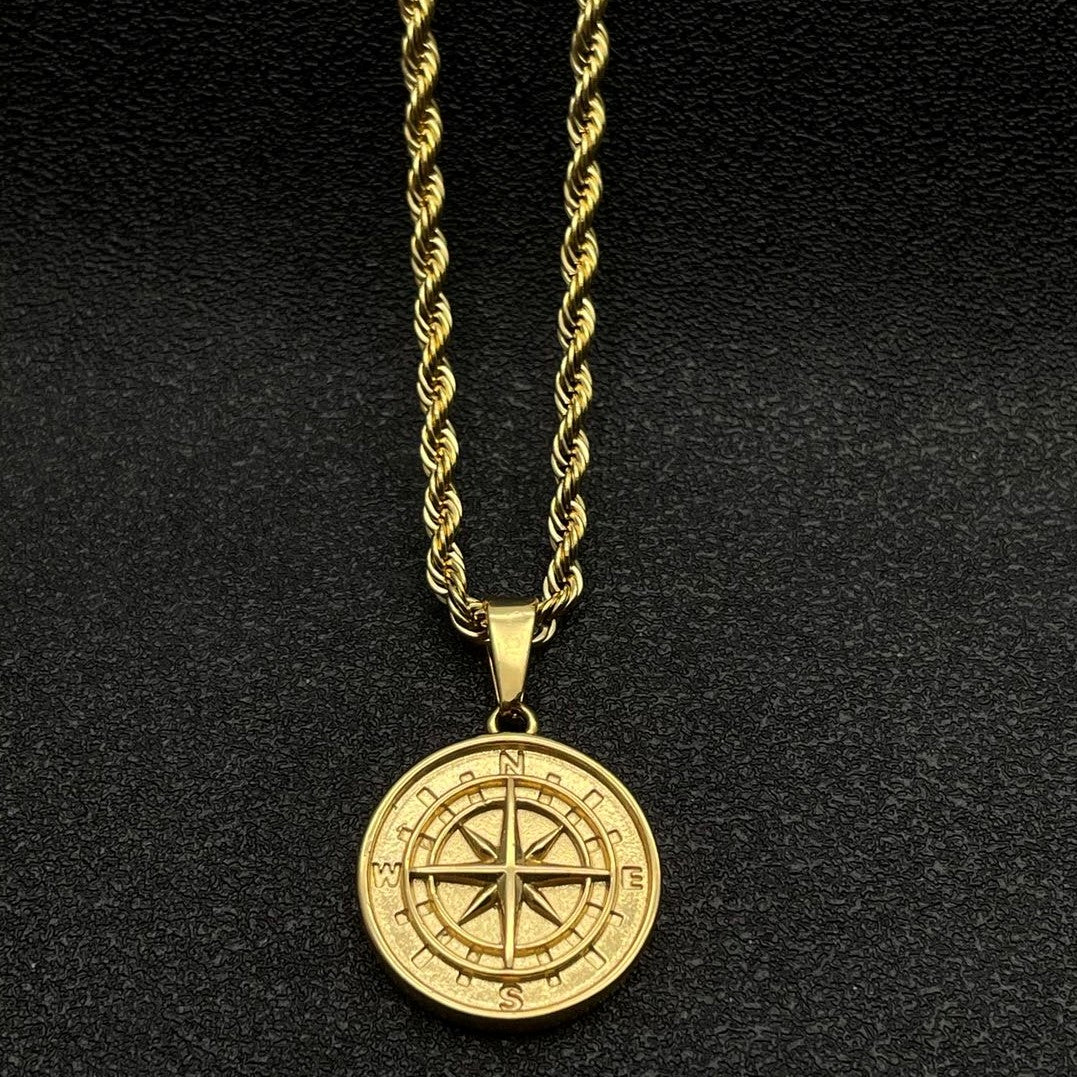 Compass Pendant Necklace (Gold)