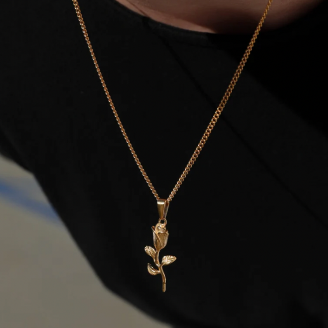 Rose Pendant Necklace (Gold)