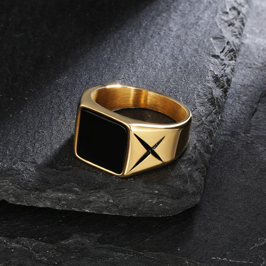Onyx Ring (Gold)