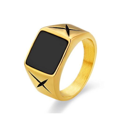 Onyx Ring (Gold)